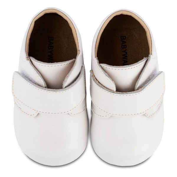 Βαπτιστικό δερμάτινο sneaker με μπαρέτα χρατς λευκό για αγόρια PRI2102 Babywalker