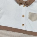 Βρεφικό καλοκαιρινό φορμάκι με γιακά ριγιέ λευκό-μπεζ για αγόρια (3-9 μηνών)