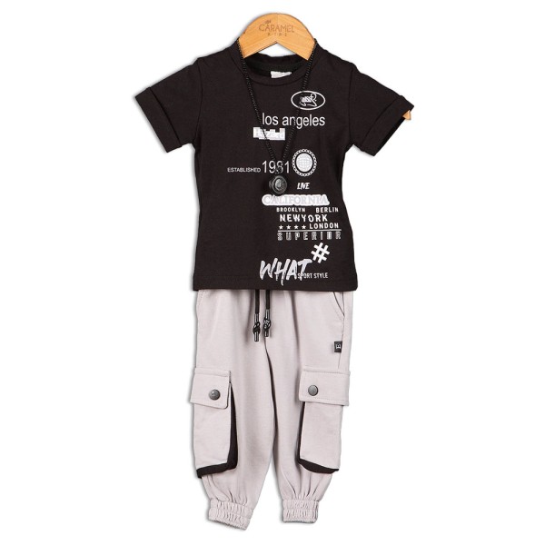 Βρεφικό σετ t-shirt με αλυσίδα και παντελόνι φόρμας μαύρο-γκρι (6-24 μηνών)